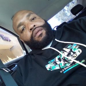 Meet your Posher, Larry